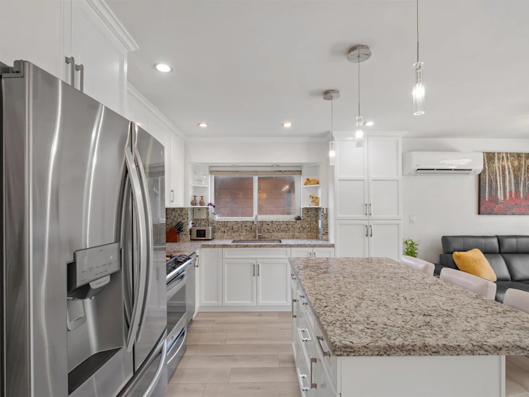 318 W 18th Street, North Vancouver, BC, V7M 1W9 - 7