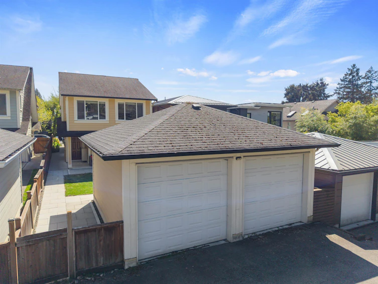 318 W 18th Street, North Vancouver, BC, V7M 1W9 - 31