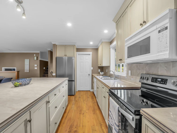 12580 243 Street, Maple Ridge, BC, V2W 1C4 - 15