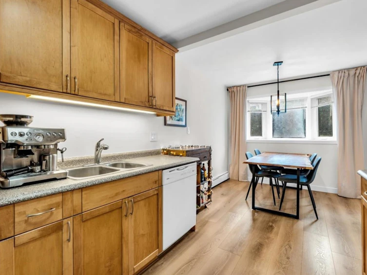 102-1935 W 1st Avenue, Vancouver, BC, V6J 1G7 - 12