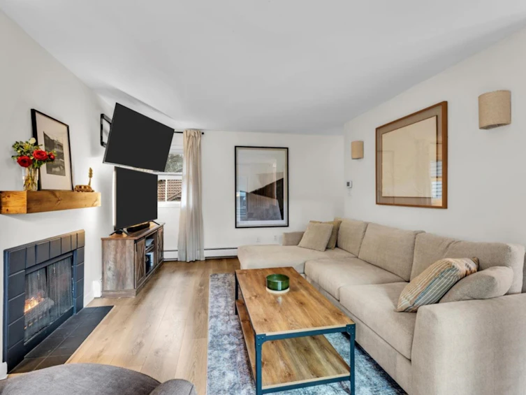 102-1935 W 1st Avenue, Vancouver, BC, V6J 1G7 - 7