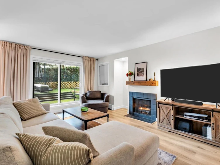 102-1935 W 1st Avenue, Vancouver, BC, V6J 1G7 - 5