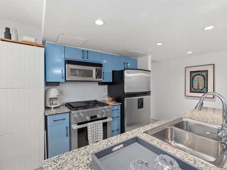 708-188 E Esplanade, North Vancouver, BC, V7L 4Y1 - 12