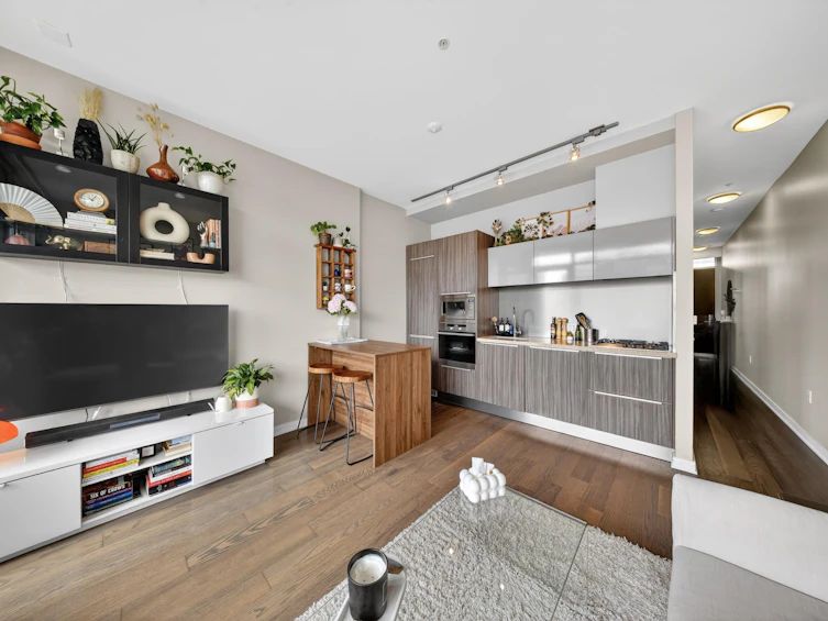 704-123 W 1st Avenue, Vancouver, BC, V5Y 0E2 - 5