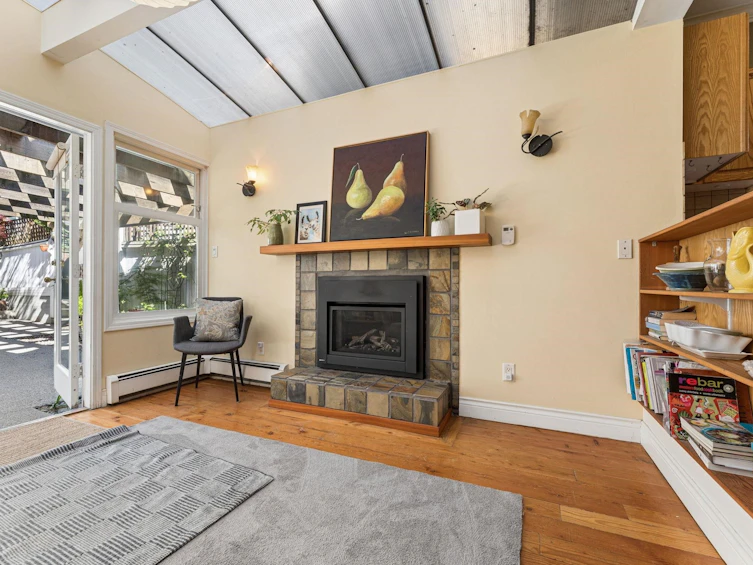 408 E 2nd Street, North Vancouver, BC, V7L 1C8 - 16