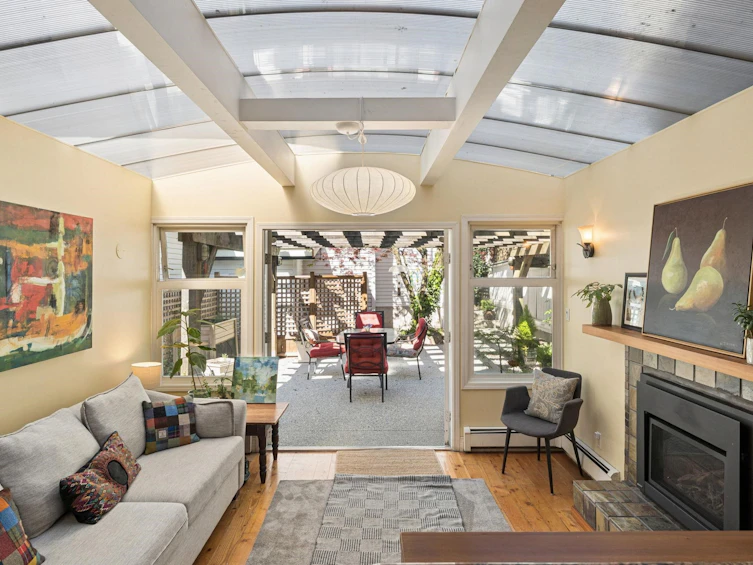 408 E 2nd Street, North Vancouver, BC, V7L 1C8 - 15