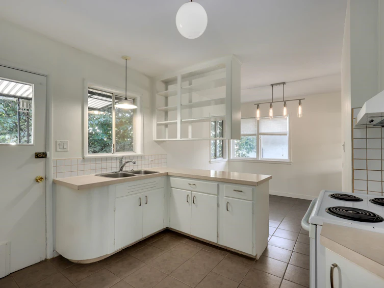 509 E Keith Road, North Vancouver, BC, V7L 1W3