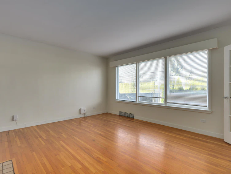 509 E Keith Road, North Vancouver, BC, V7L 1W3 - 5