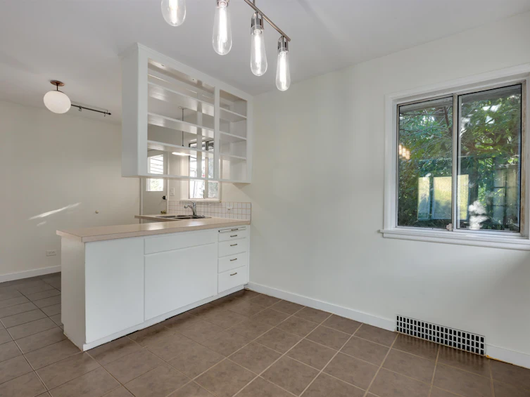 509 E Keith Road, North Vancouver, BC, V7L 1W3 - 9