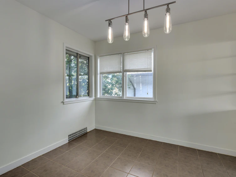 509 E Keith Road, North Vancouver, BC, V7L 1W3 - 7