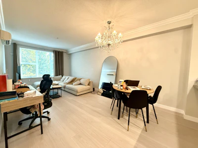 102-9399 Alexandra Road - 4