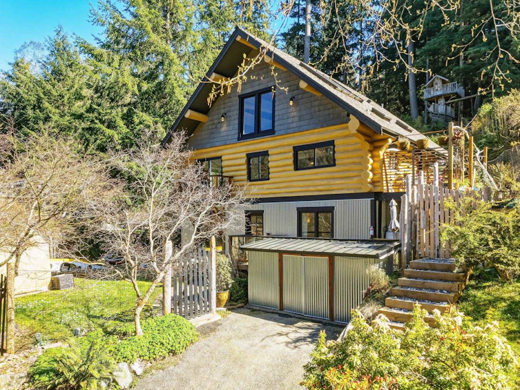 1253 Adams Road, Bowen Island, BC, V0N 1G2