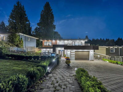 929 Canyon Boulevard - 2
