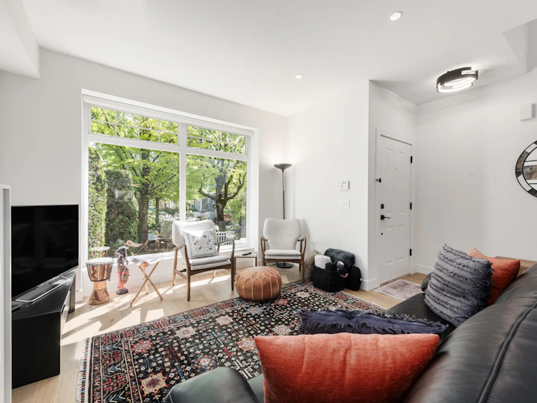 1823 Napier Street, Vancouver, BC, V5L 2N4 - 5