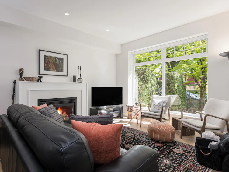 1823 Napier Street, Vancouver, BC, V5L 2N4 - 3