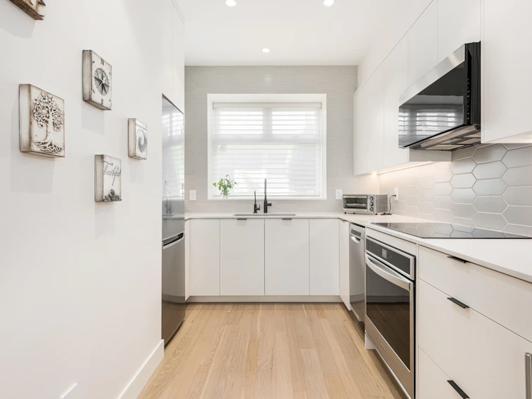 1823 Napier Street, Vancouver, BC, V5L 2N4 - 12