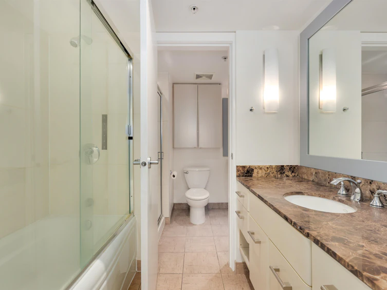 306-683 W Victoria Park, North Vancouver, BC, V7M 0A2 - 14