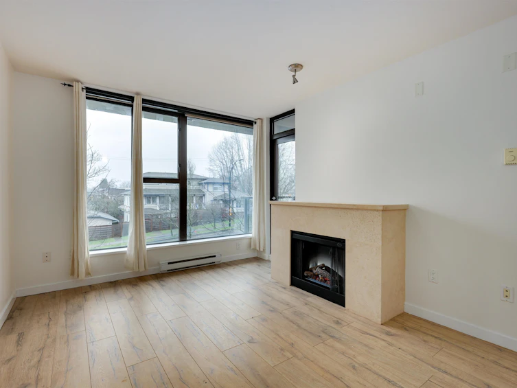 306-683 W Victoria Park, North Vancouver, BC, V7M 0A2 - 7