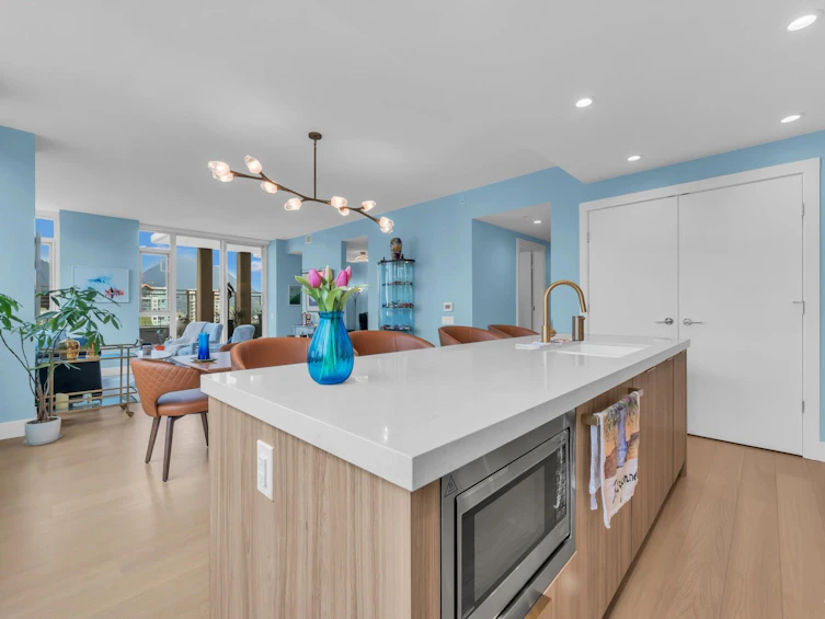1101-2375 Emery Court, North Vancouver, BC, V7J 0E8 - 5