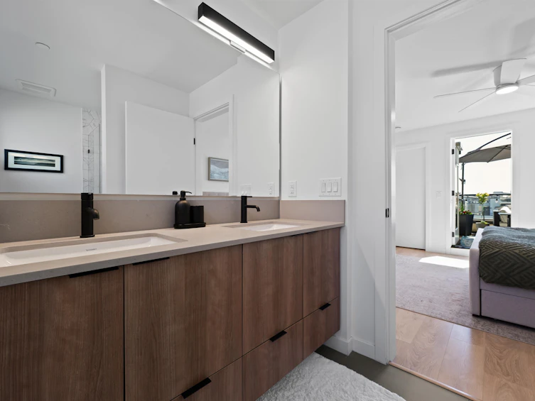 23-533 E 3rd Street, North Vancouver, BC, V7L 1G4 - 18