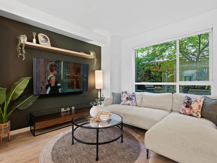 23-533 E 3rd Street, North Vancouver, BC, V7L 1G4 - 2