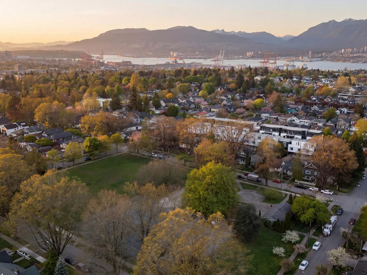 2273 E 2nd Avenue, Vancouver, BC, V5N 1G1 - 34