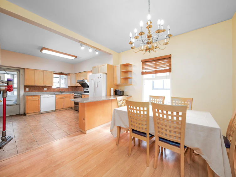 1623 W 66th Avenue, Vancouver, BC, V6P 2S1 - 12