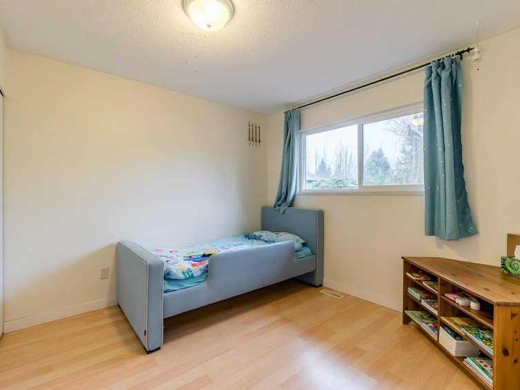 14928 93a Avenue, Surrey, BC, V3R 7A9 - 15