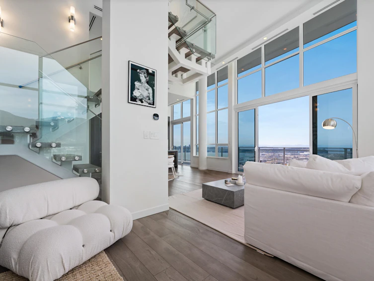 2403-125 E 14th Street, North Vancouver, BC, V7L 0E6 - 23