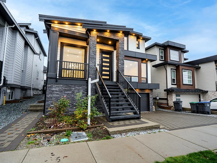 10643 124a Street, Surrey, BC, V3V 0E2 - 3