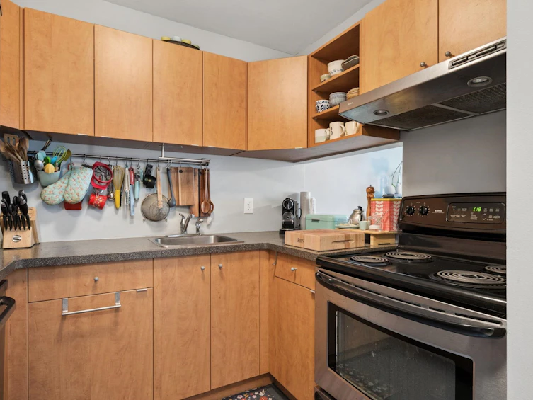 407-1345 Comox Street, Vancouver, BC, V6E 4E4 - 10