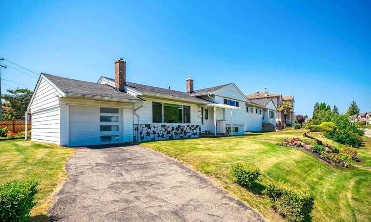 4194 Cherrywood Crescent