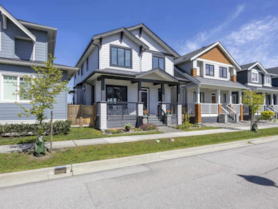4705 Hazelnut Way - 2