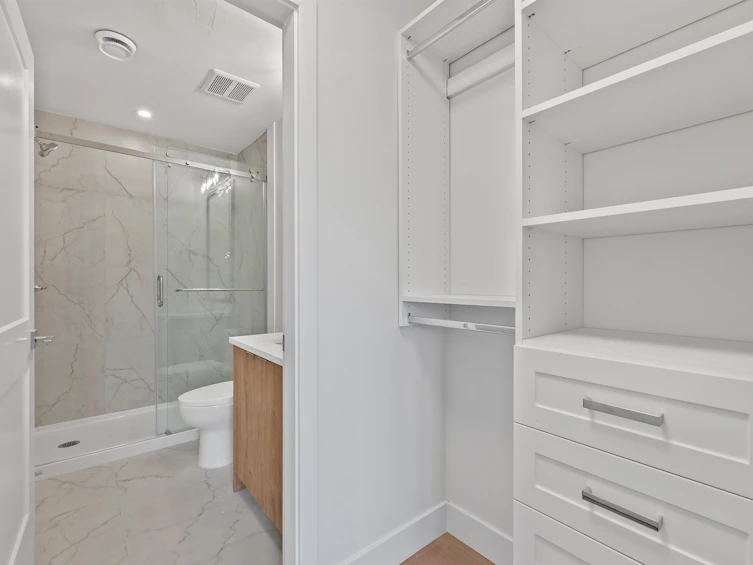 213-2233 156 Street, Surrey, BC, V4A 4V3 - 3