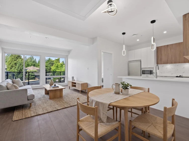 213-2233 156 Street, Surrey, BC, V4A 4V3