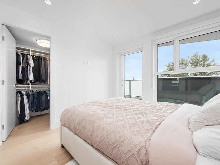 138 W Woodstock Avenue, Vancouver, BC, V5Y 0N1 - 18