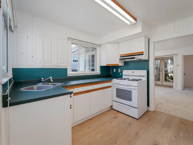 2680 Mcbride Avenue, Surrey, BC, V4A 3G1 - 20