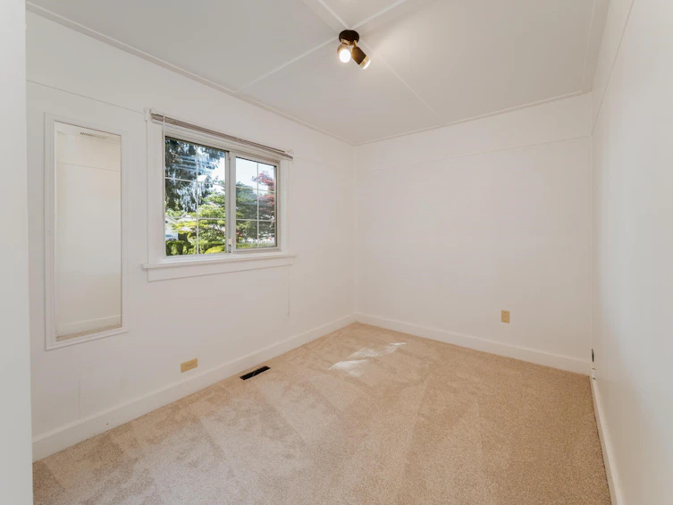 2680 Mcbride Avenue, Surrey, BC, V4A 3G1 - 15