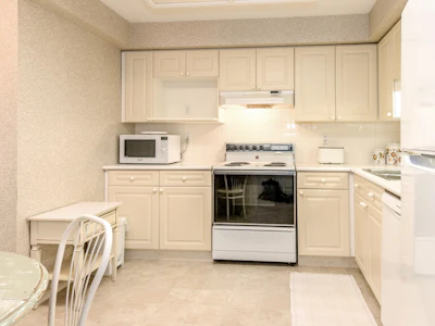 101-20976 56 Avenue - 5