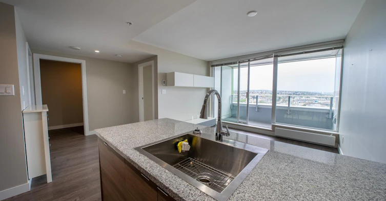 2501-489 Interurban Way, Vancouver, BC, V5X 0C7 - 2