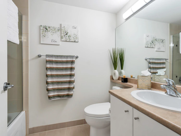 102-736 W 14th Avenue, Vancouver, BC, V5Z 1P9 - 25