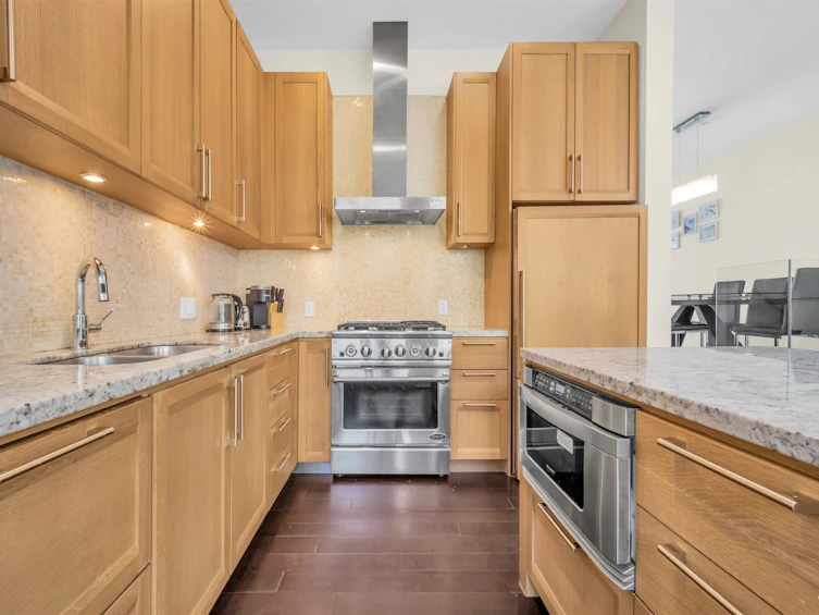 2-5879 Gray Avenue, Vancouver, BC, V6S 0A9 - 6