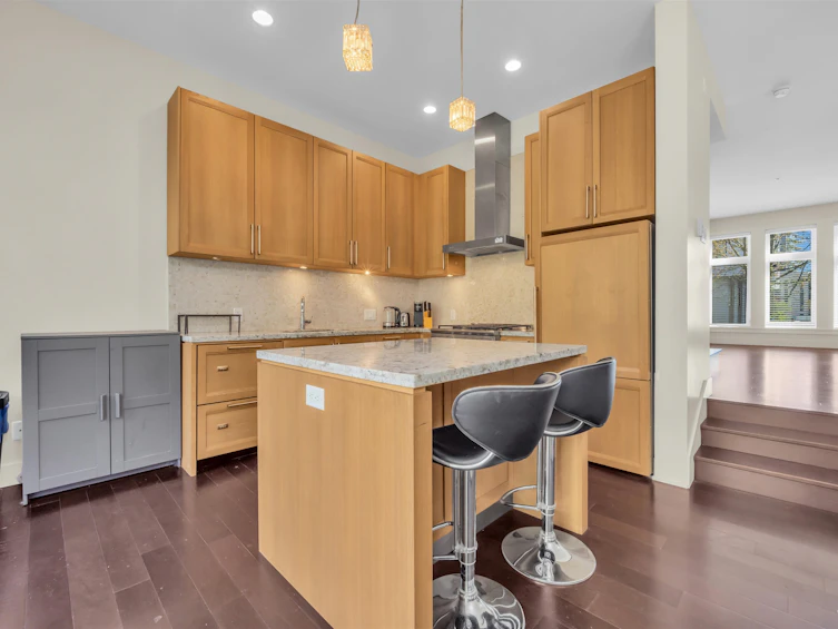 2-5879 Gray Avenue, Vancouver, BC, V6S 0A9 - 5