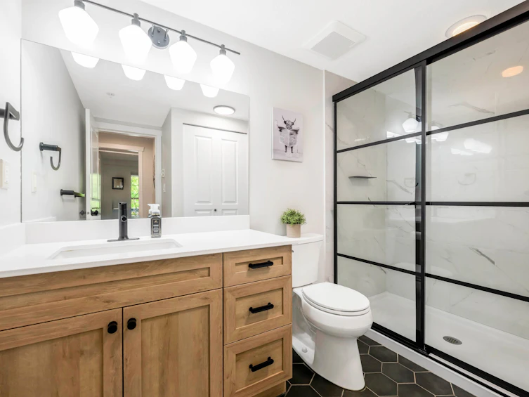 111-2958 Silver Springs Boulevard, Coquitlam, BC, V3E 3R9 - 19