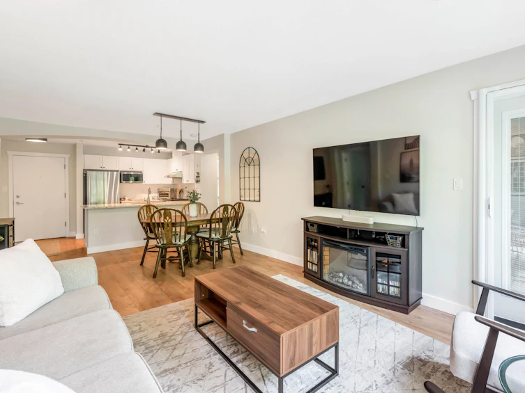 111-2958 Silver Springs Boulevard, Coquitlam, BC, V3E 3R9 - 11