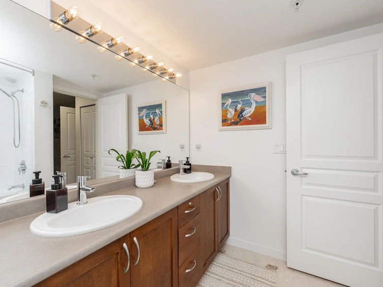 201-2951 Silver Springs Boulevard, Coquitlam, BC, V3E 3S4 - 17