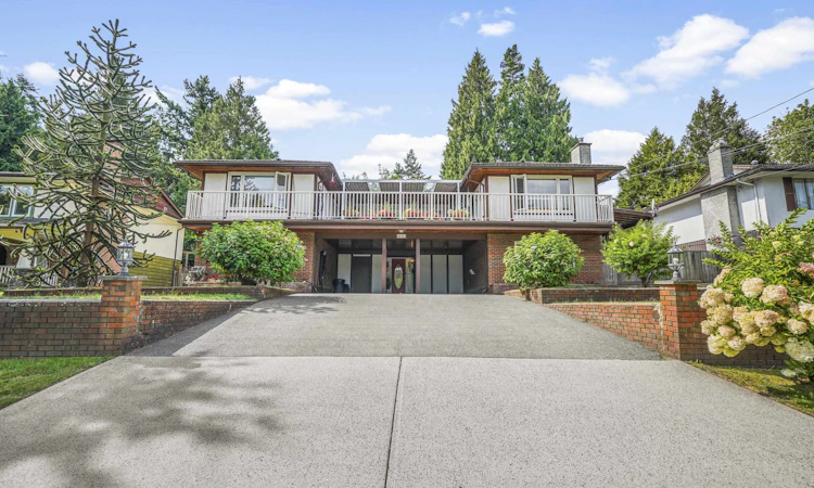 5174 Dennison Drive