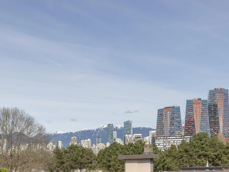 303-2125 W 2nd Avenue, Vancouver, BC, V6K 1H7 - 5