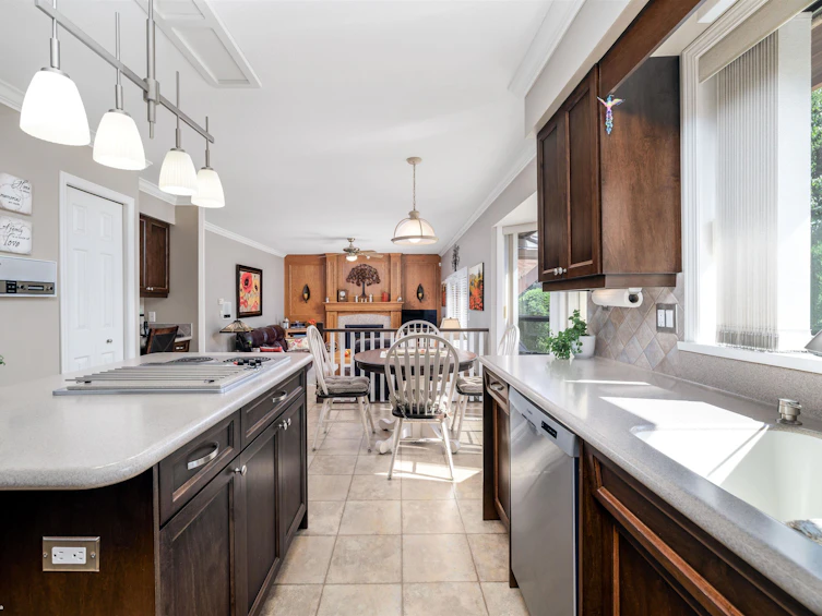 16116 13a Avenue, Surrey, BC, V4A 6W5 - 8