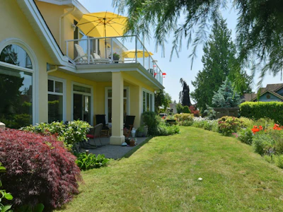 397 Vernon Place - 2